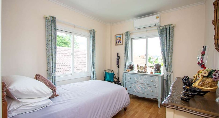 For rent 3 bedrooms house in San Sai, Chiang Mai