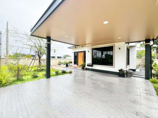 For rent 3 bedrooms house in San Kamphaeng, Chiang Mai