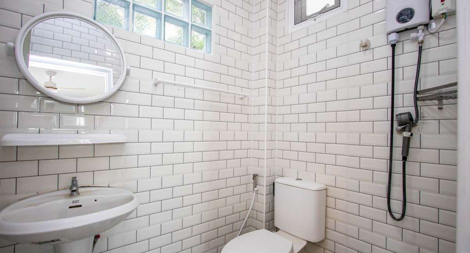 For sale 5 bedrooms house in Hang Dong, Chiang Mai