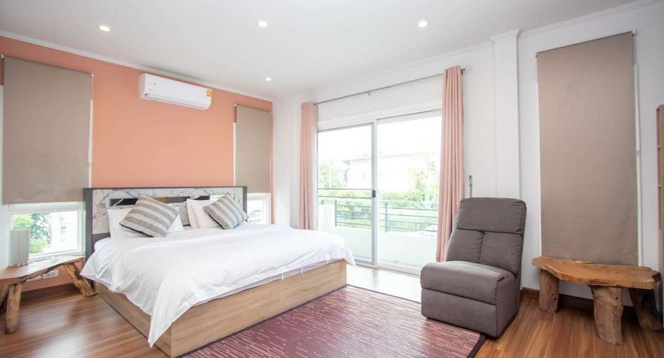 For rent 3 bedrooms house in Mueang Chiang Mai, Chiang Mai