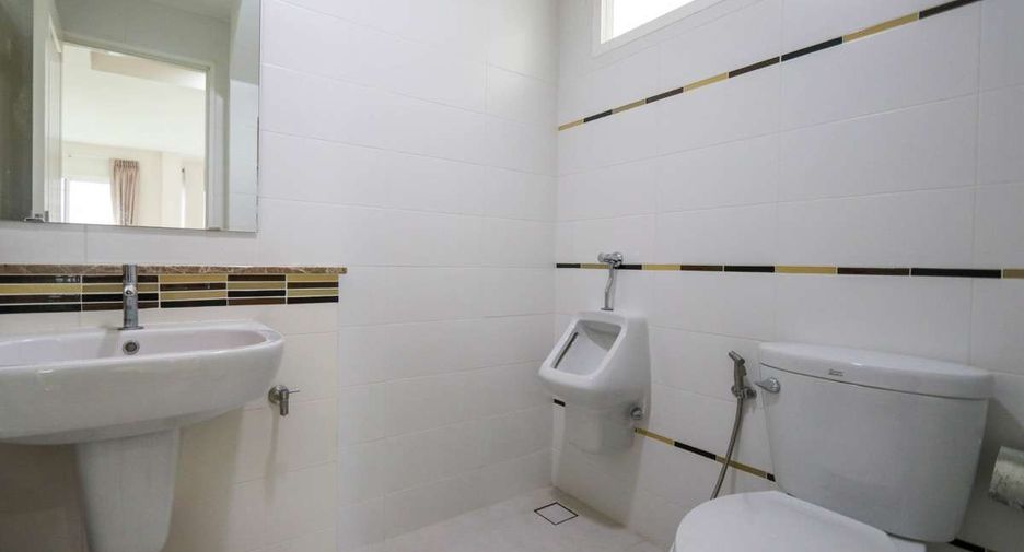 For rent 3 bedrooms house in Mueang Chiang Mai, Chiang Mai