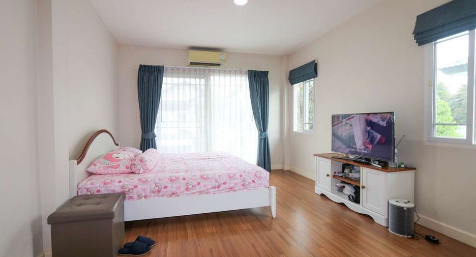 For rent 3 bedrooms house in Mueang Chiang Mai, Chiang Mai