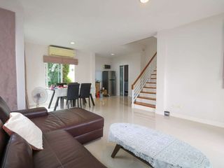 For rent 3 bedrooms house in Mueang Chiang Mai, Chiang Mai