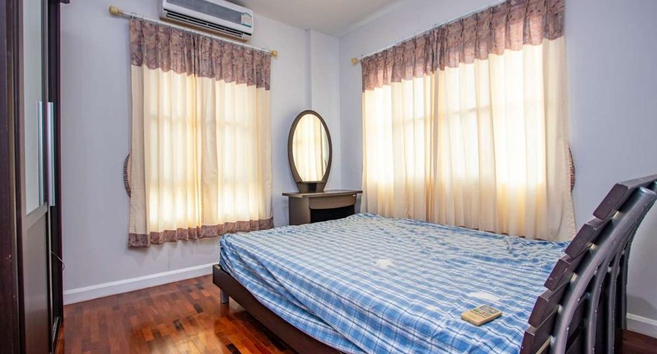 For rent 3 bedrooms house in San Sai, Chiang Mai