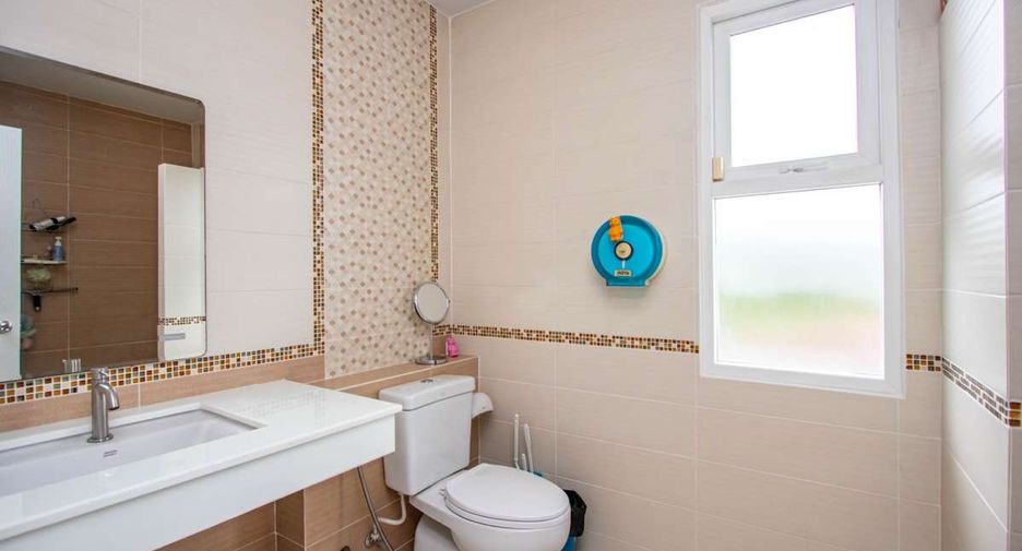Haus zur Miete mit 4 Zimmer in San Kamphaeng, Chiang Mai