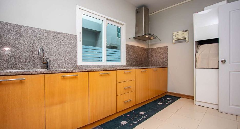 Haus zur Miete mit 4 Zimmer in San Kamphaeng, Chiang Mai