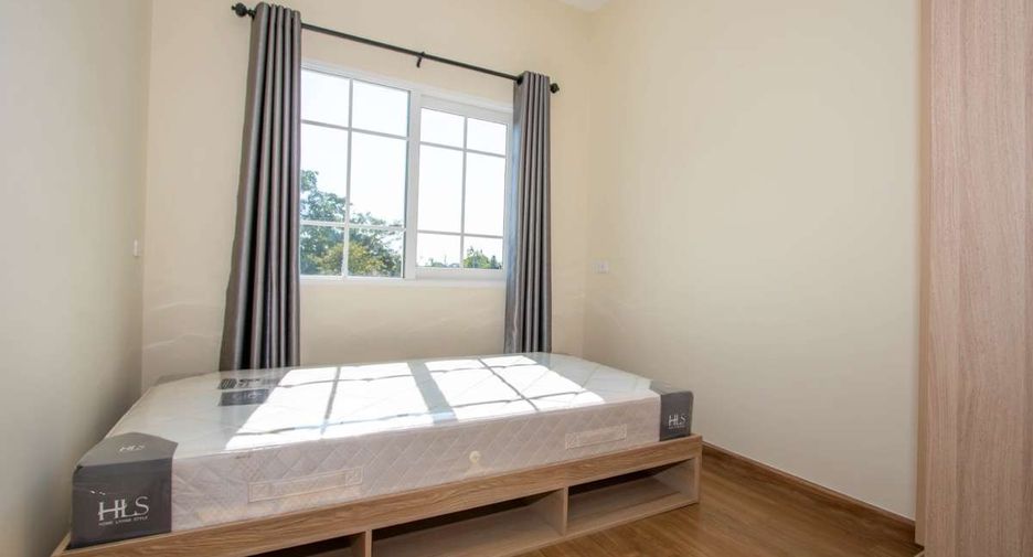 For rent 4 bedrooms house in Mueang Chiang Mai, Chiang Mai