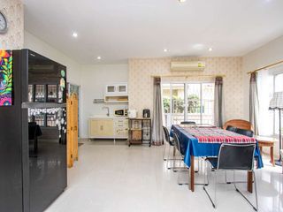 For rent 4 bedrooms house in Mueang Chiang Mai, Chiang Mai