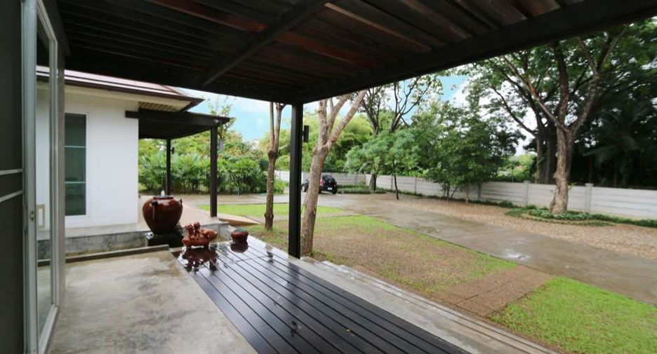 For rent 3 bedrooms house in Doi Saket, Chiang Mai