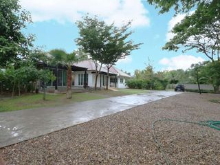 For rent 3 bedrooms house in Doi Saket, Chiang Mai