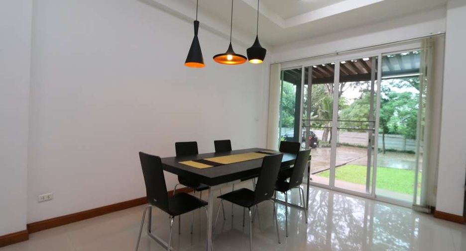 For rent 3 bedrooms house in Doi Saket, Chiang Mai