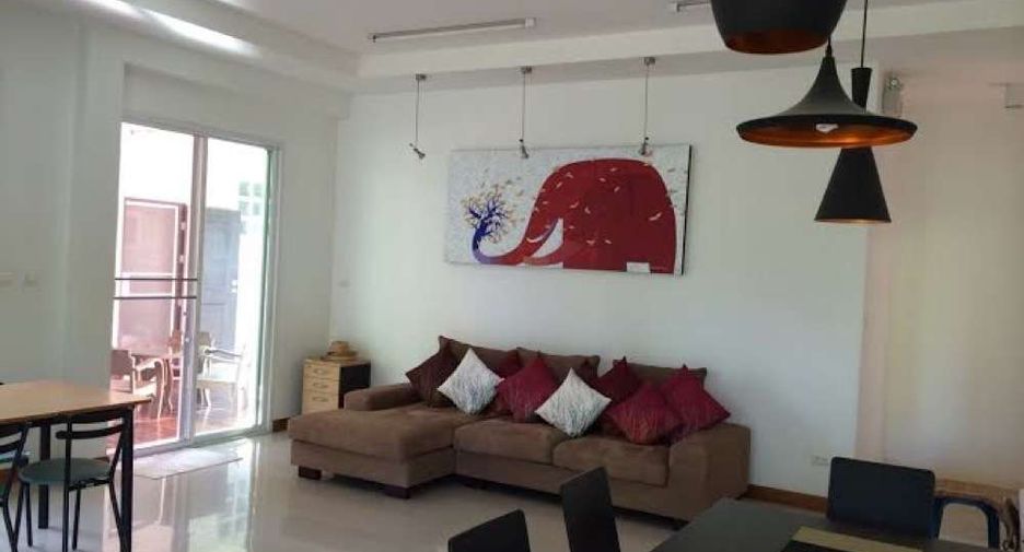 For rent 3 bedrooms house in Doi Saket, Chiang Mai