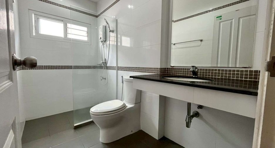 Haus zur Miete mit 4 Zimmer in San Kamphaeng, Chiang Mai