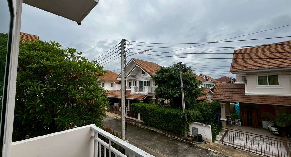 Haus zur Miete mit 4 Zimmer in San Kamphaeng, Chiang Mai