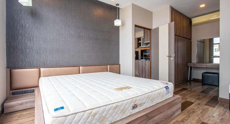 For rent 2 bedrooms condo in Mueang Chiang Mai, Chiang Mai