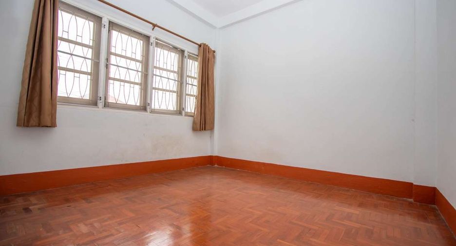 For rent 3 bedrooms house in Mueang Chiang Mai, Chiang Mai