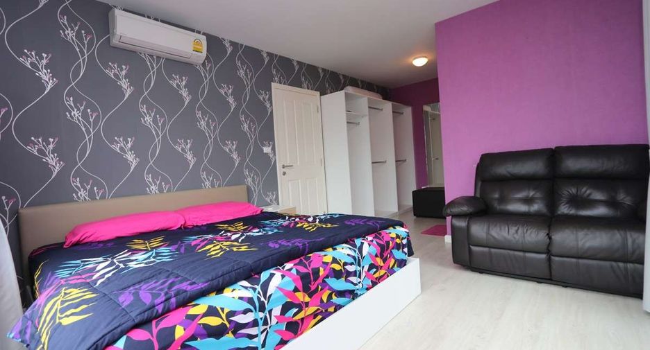 For rent 2 bedrooms condo in Mueang Chiang Mai, Chiang Mai