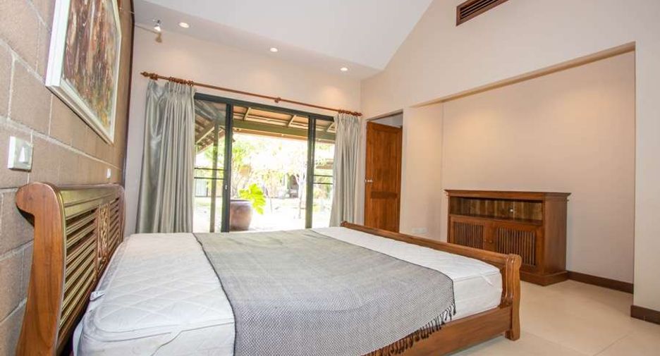 For rent 3 bedrooms house in San Sai, Chiang Mai