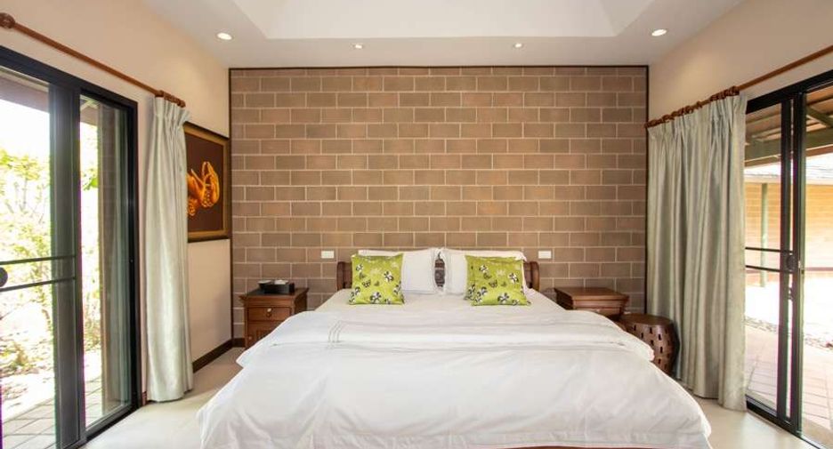 For rent 3 bedrooms house in San Sai, Chiang Mai