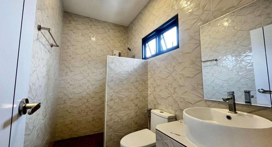 Haus zur Miete mit 3 Zimmer in Saraphi, Chiang Mai
