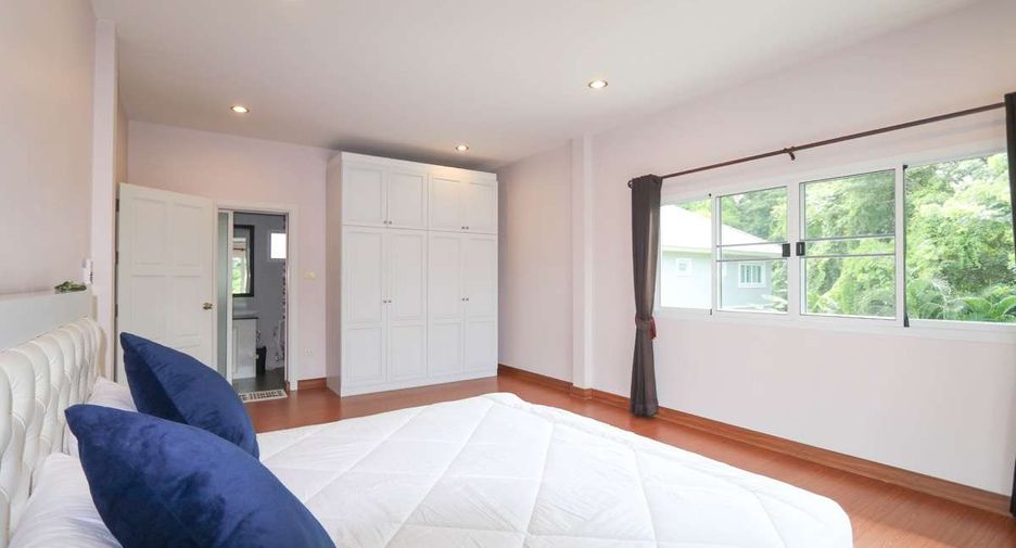 For rent 4 bedrooms house in San Sai, Chiang Mai