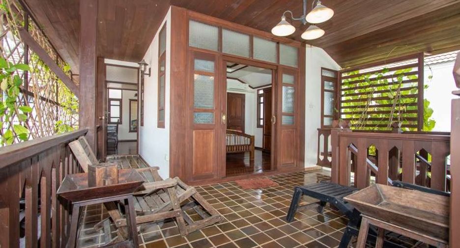 For rent 5 bedrooms house in Mae Rim, Chiang Mai