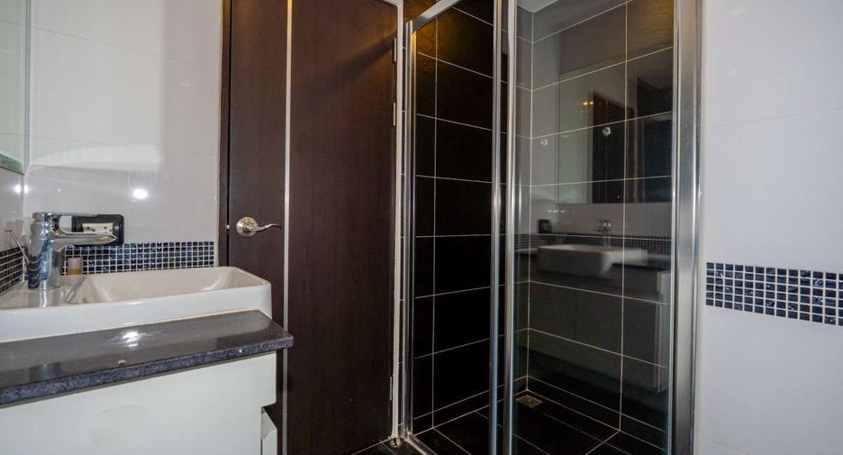 For sale 2 bedrooms condo in Mueang Chiang Mai, Chiang Mai