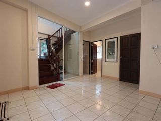 出租 4 卧室 独立屋 在 Mueang Chiang Mai, Chiang Mai
