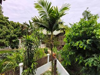 For rent 4 bedrooms house in Mueang Chiang Mai, Chiang Mai