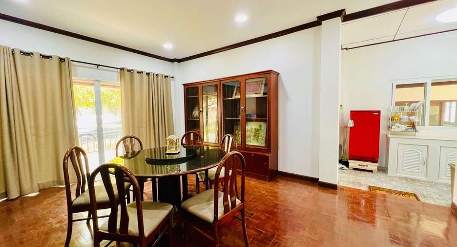 For rent 3 bedrooms house in San Sai, Chiang Mai