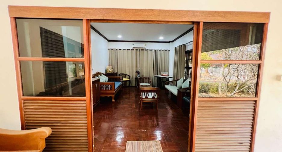 For rent 3 bedrooms house in San Sai, Chiang Mai