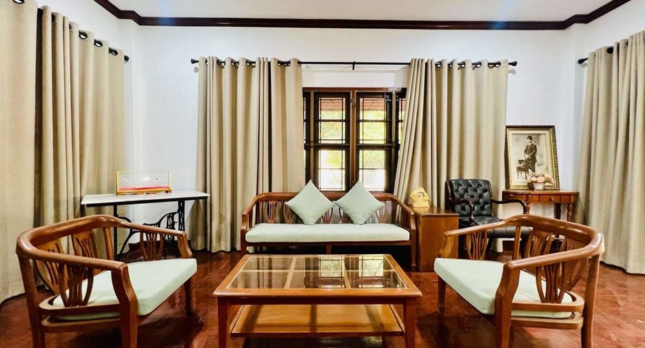 For rent 3 bedrooms house in San Sai, Chiang Mai