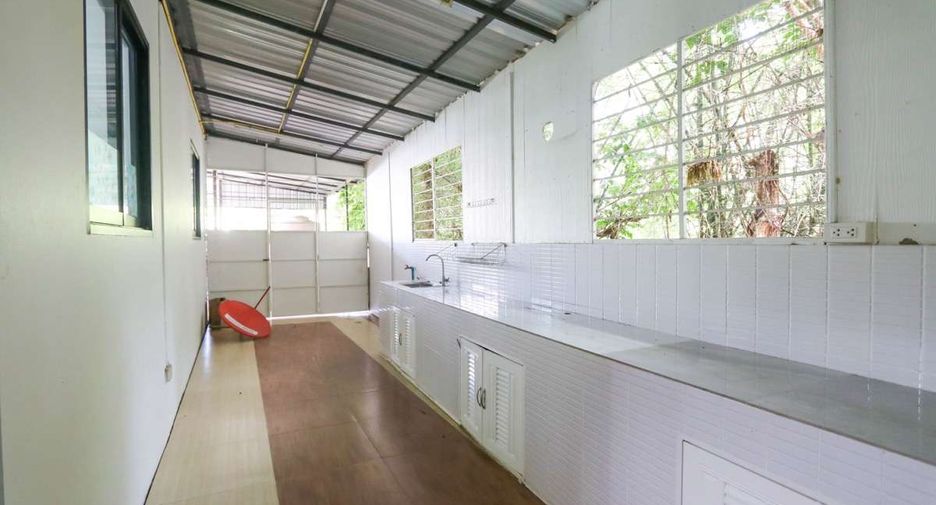 For rent 4 bedrooms house in Doi Saket, Chiang Mai