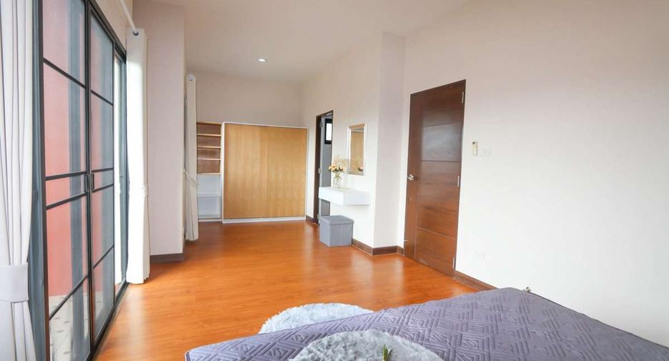 For rent 4 bedrooms house in Doi Saket, Chiang Mai