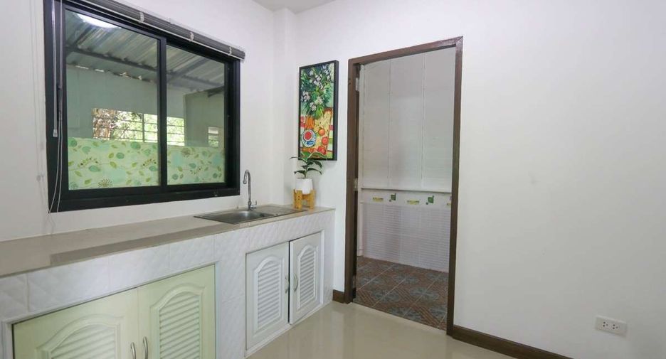 For rent 4 bedrooms house in Doi Saket, Chiang Mai