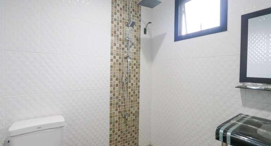 For rent 4 bedrooms house in Doi Saket, Chiang Mai
