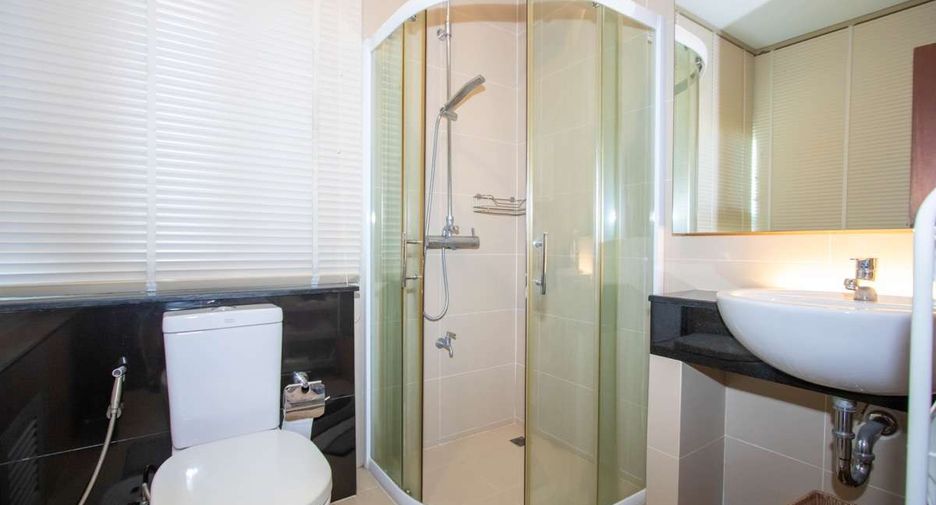 For rent 2 bedrooms condo in Mueang Chiang Mai, Chiang Mai