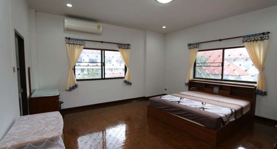 For rent 4 bedrooms house in Hang Dong, Chiang Mai