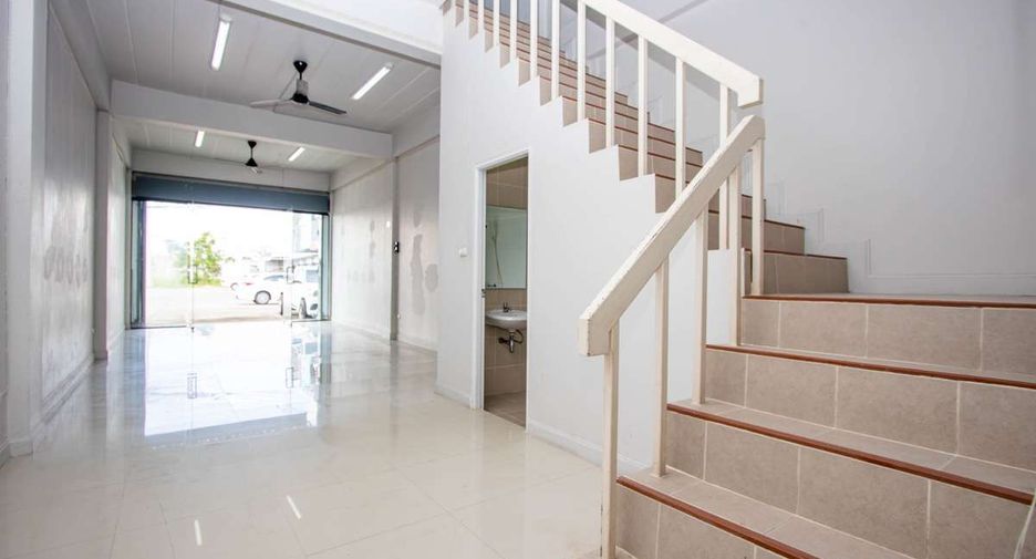Local comercial en venta de 1 habitaciones en San Sai, Chiang Mai