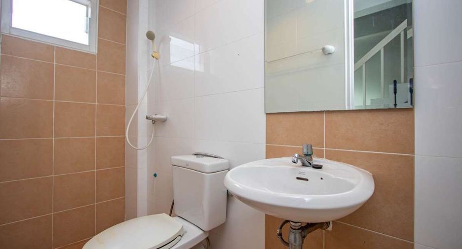 Local comercial en venta de 1 habitaciones en San Sai, Chiang Mai