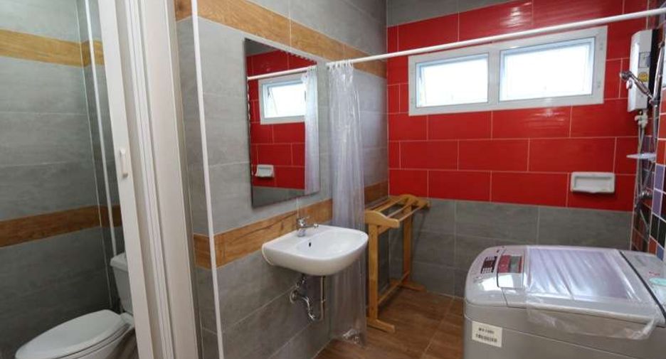 For rent 4 bedrooms house in San Sai, Chiang Mai