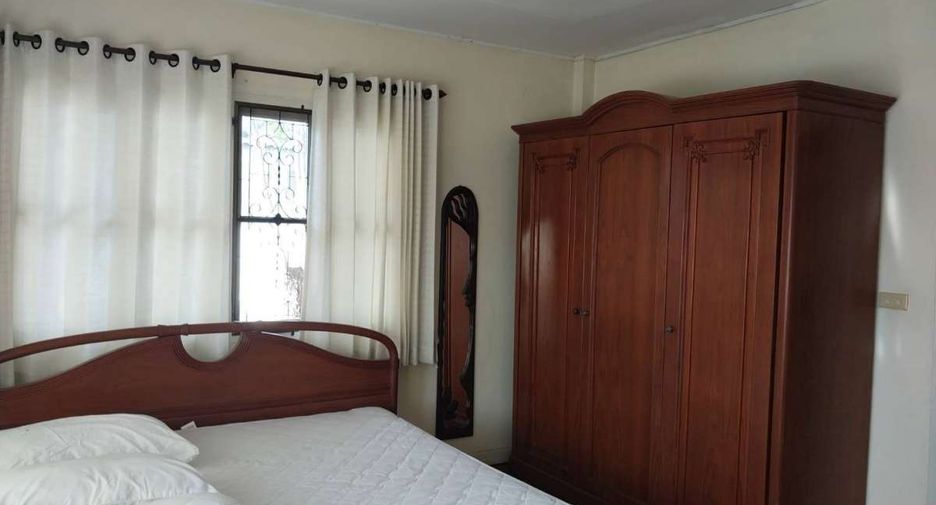 For rent 3 bedrooms house in San Sai, Chiang Mai