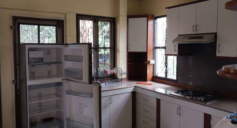 For rent 3 bedrooms house in San Sai, Chiang Mai