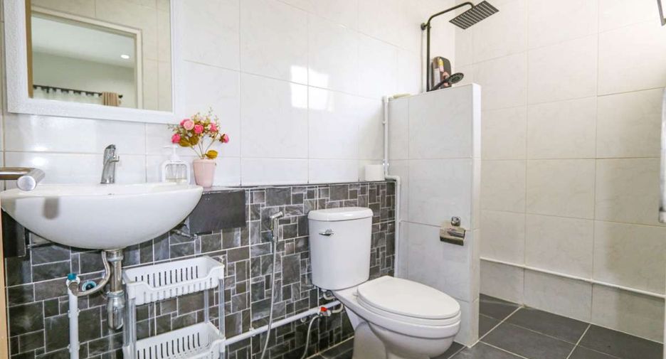 Haus zur Miete mit 3 Zimmer in Saraphi, Chiang Mai