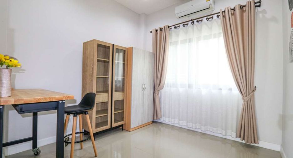 Haus zur Miete mit 3 Zimmer in Saraphi, Chiang Mai
