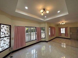 À louer 3 chambres maison à Mueang Chiang Mai, Chiang Mai