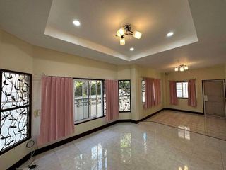 Casa en alquiler de 3 habitaciones en Mueang Chiang Mai, Chiang Mai