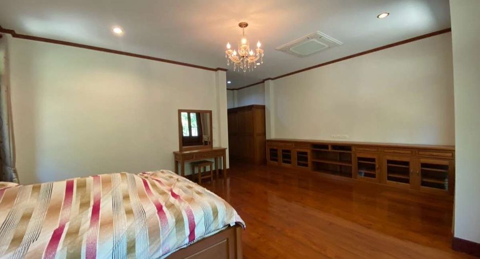 For rent 4 bedrooms house in San Sai, Chiang Mai