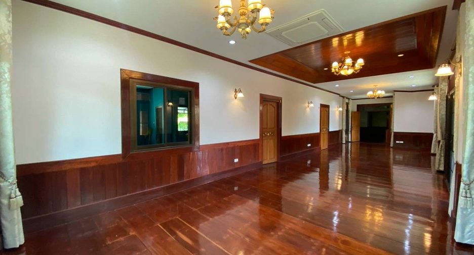 For rent 4 bedrooms house in San Sai, Chiang Mai