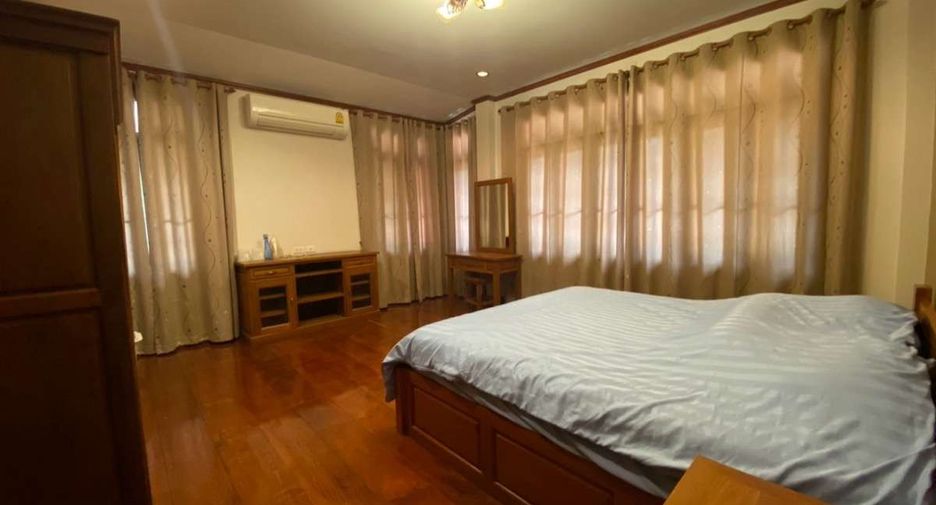For rent 4 bedrooms house in San Sai, Chiang Mai